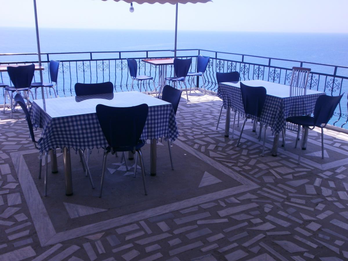 צ'פרו Odhisea Hotel Restaurant מראה חיצוני תמונה