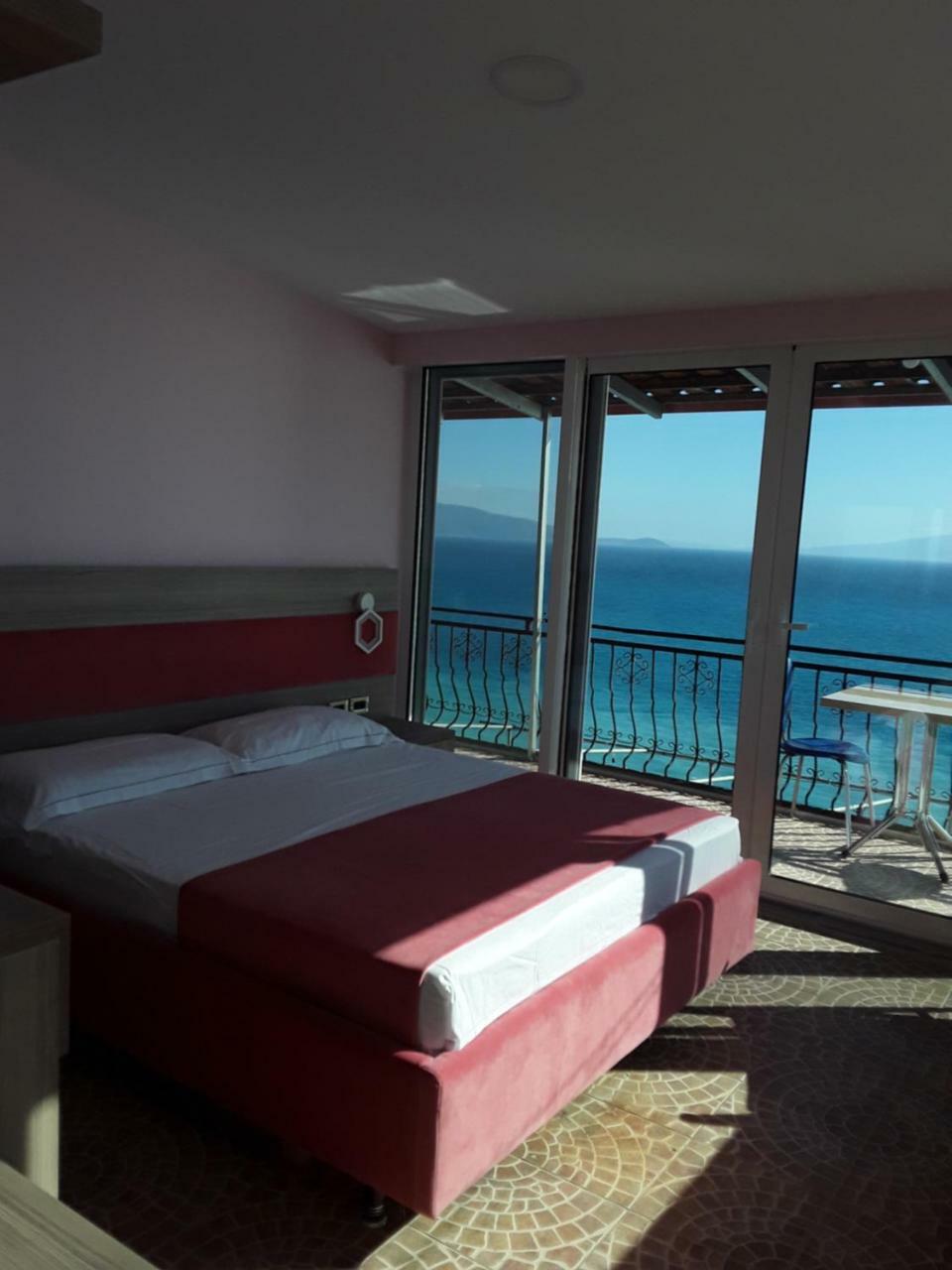 צ'פרו Odhisea Hotel Restaurant מראה חיצוני תמונה